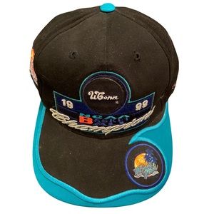 Vintage 1999 UCONN NCAA National Championship Adjustable Hat